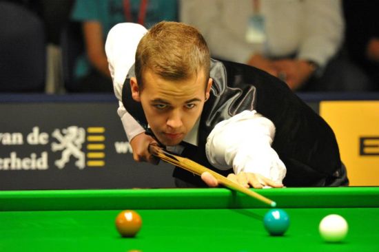 精准的发球 精准的发球